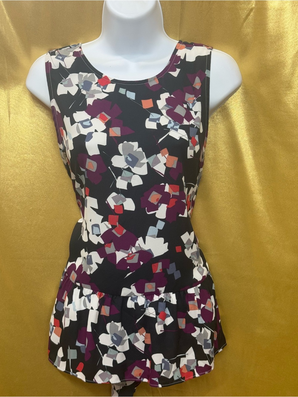 Banana Republic Sleeveless Peplum Top Size Medium Abstract Geometric Floral Blou
